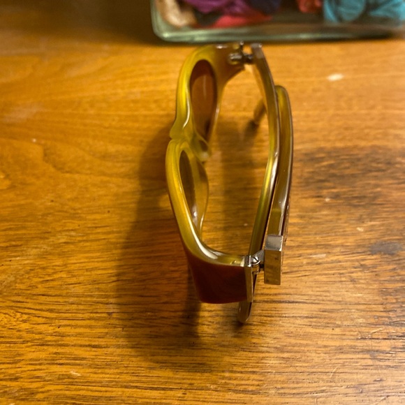 Coach Burgundy & Toffee Sunglasses in Brown Signature C Case - Picture 7 of 15